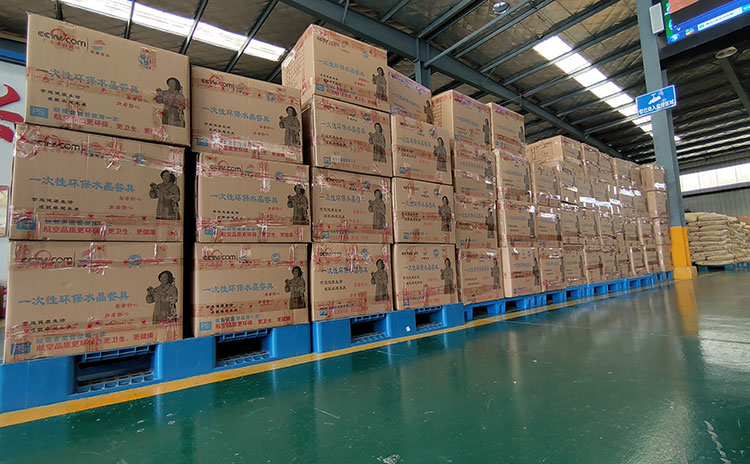 现在哪种一次性餐具受欢迎？寿百康一次性餐具厂家告诉你！